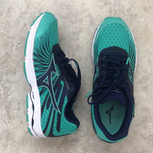 mizuno wave sayonara 4 womens